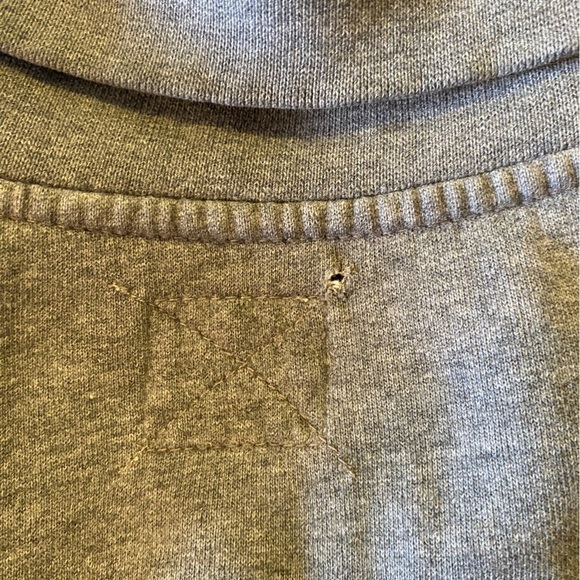 Roots 1/4 Zip Grey Pullover Sweatshirt Heathered Grey  Adult XLG - Picture 14 of 15